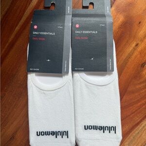 lululemon athletica Men's No-Show Daily Essentials Socks - White (2 Pack)